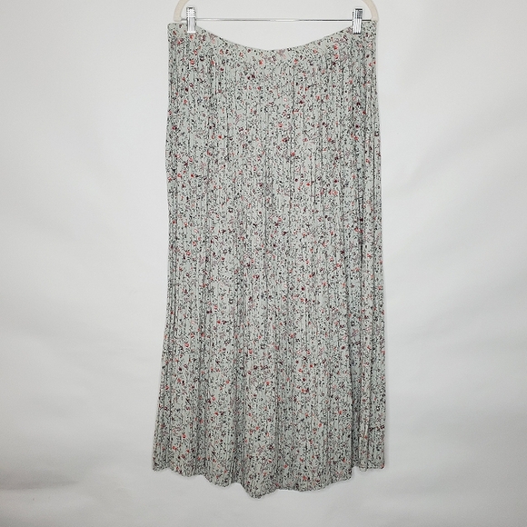 Talbots Dresses & Skirts - Talbots Floral Print Maxi Skirt Size XL Accordion Pleat Stretch Waist Flowy